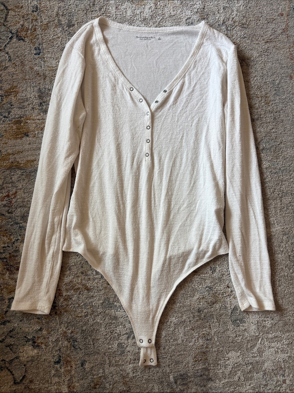 Casual Long-Sleeve Henley Bodysuit in Off-White